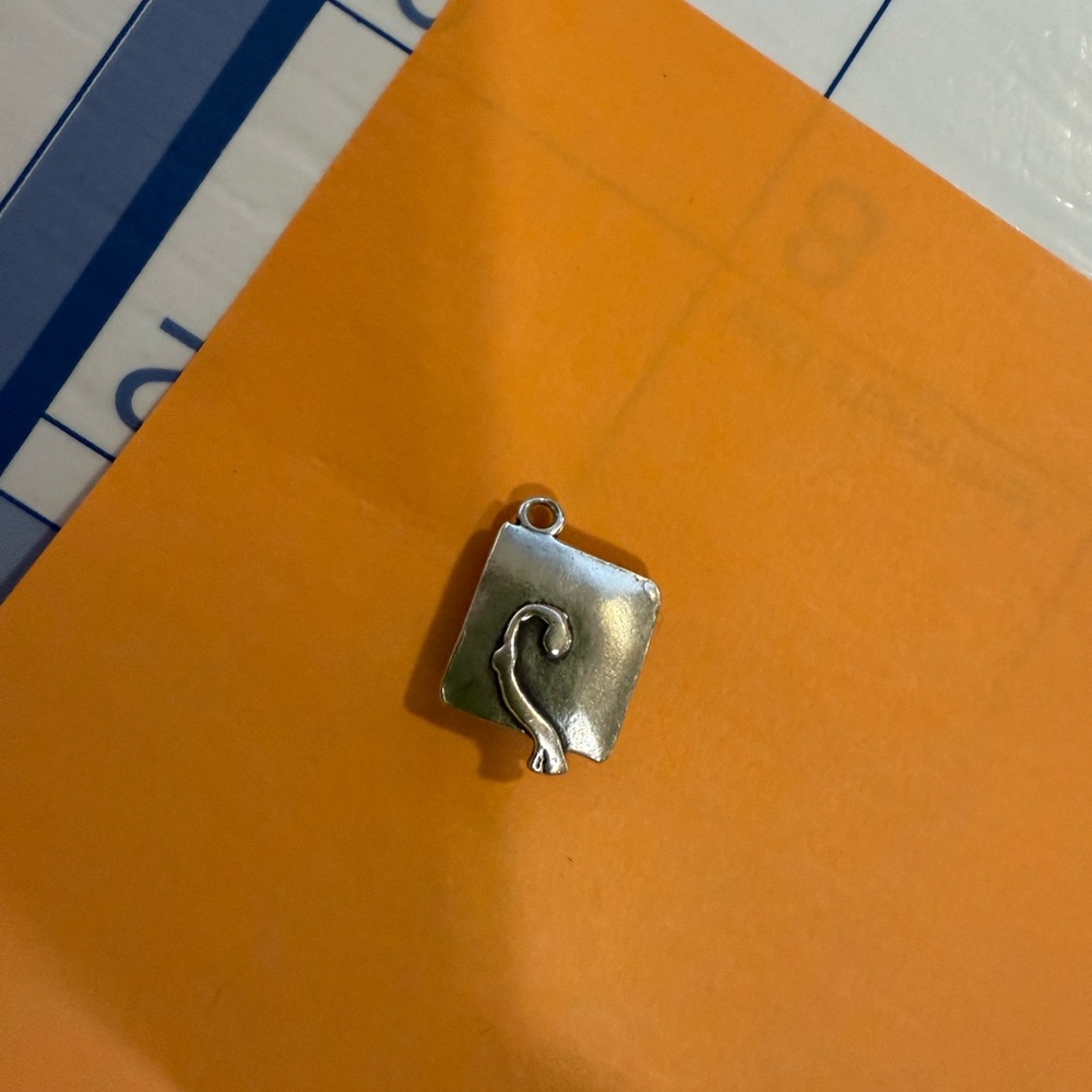 RETIRED James Avery mortarboard graduation cap charm, sterling silver 🎓